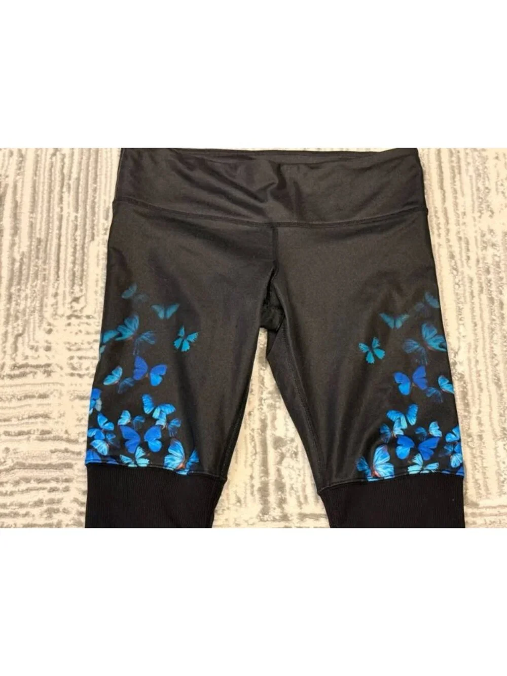 ALO Yoga print black